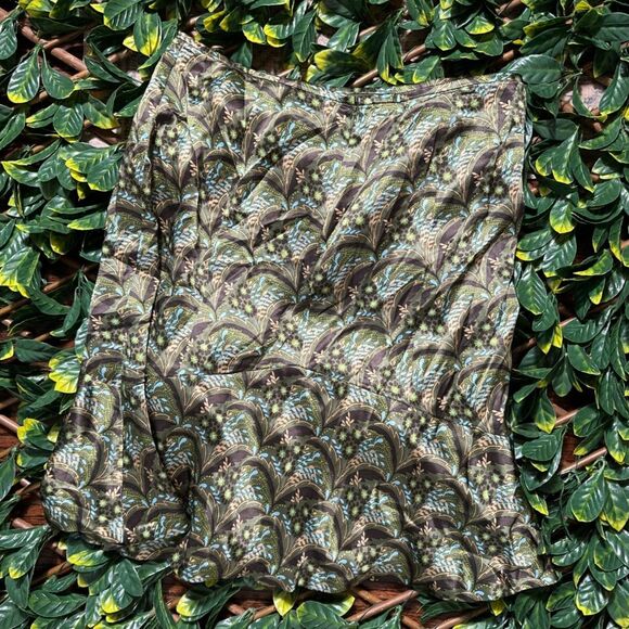 Vintage Ann Taylor Loft 100% Silk Green Paisley Knee Length Skirt Size 12P - Picture 2 of 6